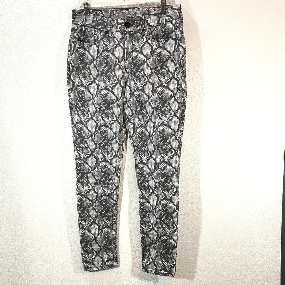 🌷Seven7 Tummyless HighRise Skinny Pant